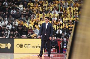 山西被罚主因:观众向场内扔水杯 本季多次出现赛场秩序违规行为