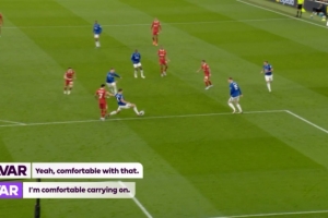 韦伯谈若塔进球:迪亚斯虽越位但没去抢球及身体对抗,不能判越位