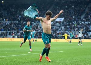 天空体育:皇马、利物浦&曼城争夺科尔克兹 伯恩茅斯恐遭拆队