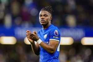 马雷斯卡:健康的拉维亚是最佳中场之一;对桑切斯不能只记得失误