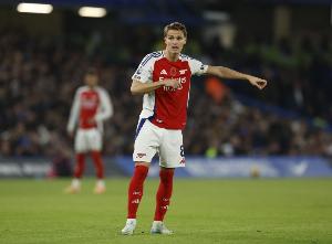 厄德高:踢完皇马再踢巴黎我们信心十足,之前赢巴黎是积极因素